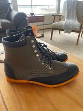 John Fluevog Nebula Black Orange Vegan Men’s 11 Women’s 13 Boots